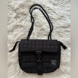 IHKWIP THE QUILTED CONVERTIBLE CHAIN SHOULDER BAG - BLACK